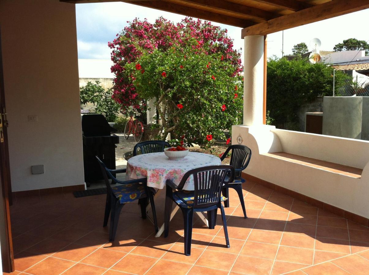 Villa By The Vulcano - 70Mq Plus Large Garden And Patio Екстериор снимка